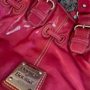 2000s Vintage patent leather Dooney & Bourke